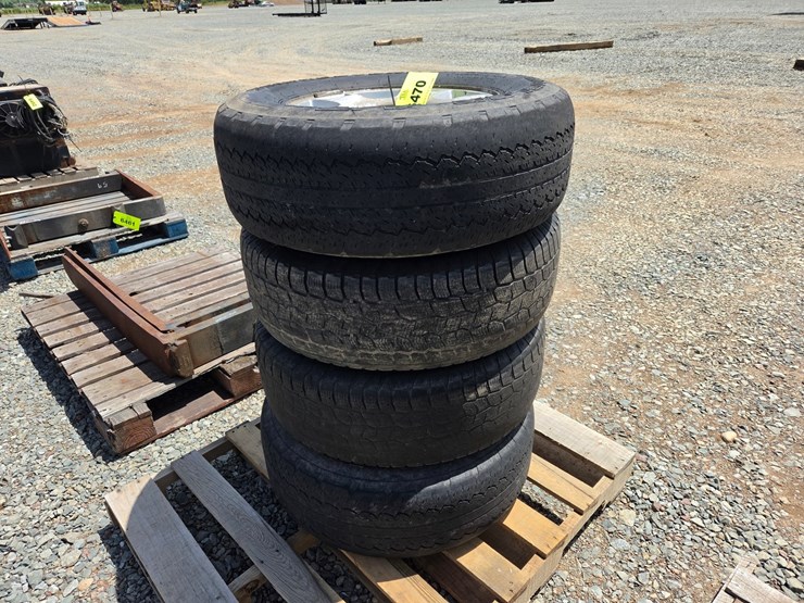 #6470-•-(4)-bridgestone-dueler-a/t-265/70r17-image-3
