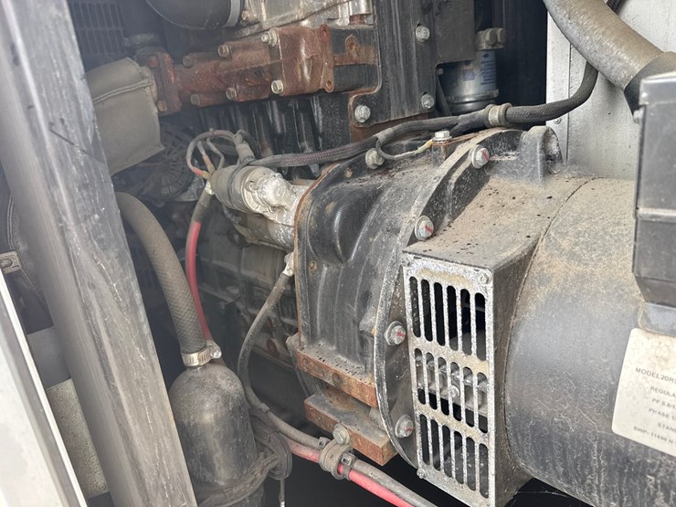 #5001-•-qp-25-towable-generator-image-18