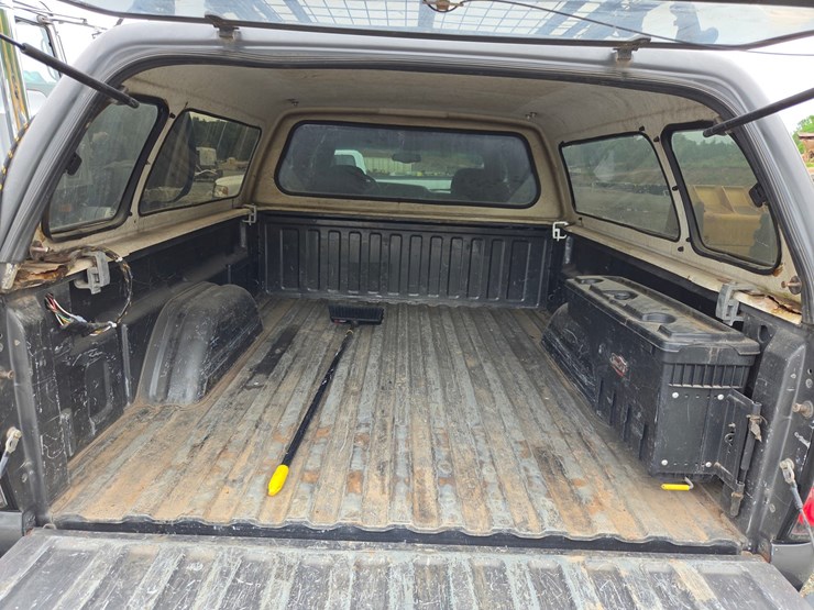 2002-gmc-1500hd-image-42