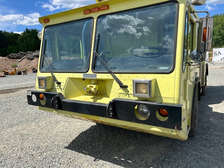 #5028-•-1991-amertek-2500-l-fire-truck-image-9