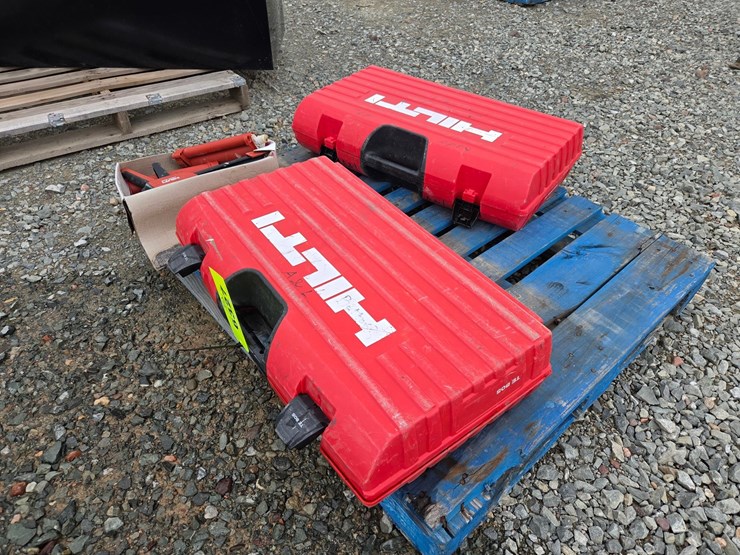 #6327-•-hilti-te-1000-avr-demolition-hammer-and-hdm-500-adhesive-injector-image-2