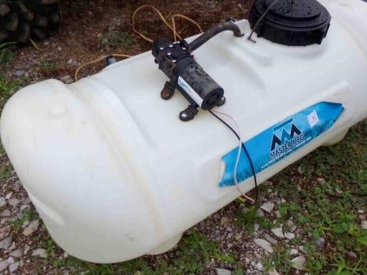 15-gal-atv-spray-tank-image-1