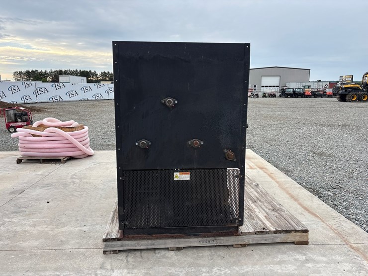 #5061-•-model-1406-insulation-blower-image-4