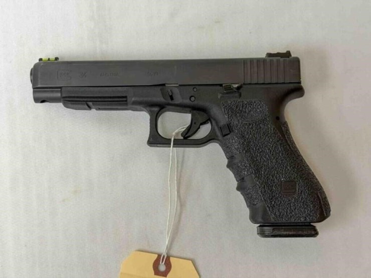 glock-pistol-image-10