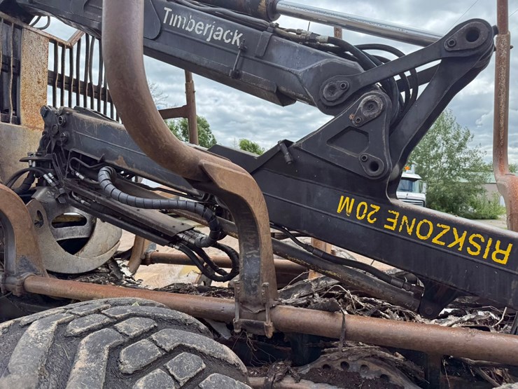 deere-1110d-image-28