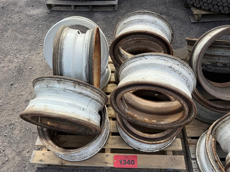 #1340-•-dayton-hubs-with-rings-and-rims-image-10