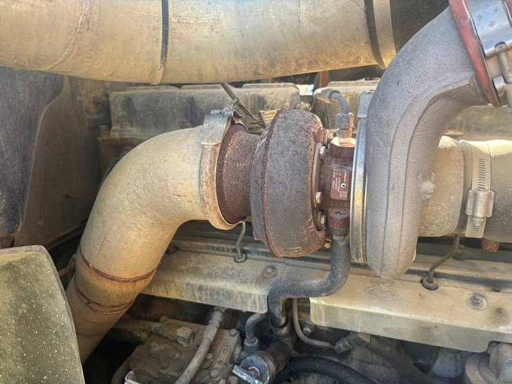 mack-rd688s-image-34