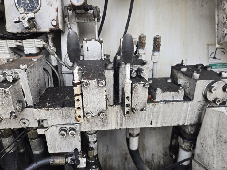 #60854-•-2006-tor-truck-corporation-61sx-pump-truck-image-20