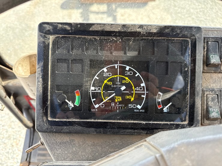 jcb-712-image-55