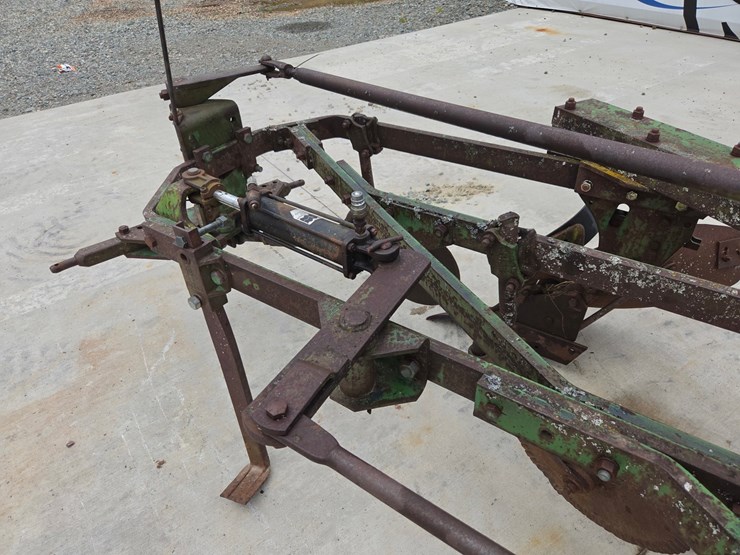 #5038-•-4-bottom-plow-image-8