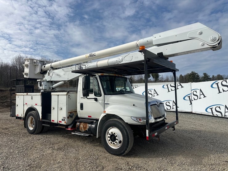 2009-international-durastar-4300-image-7