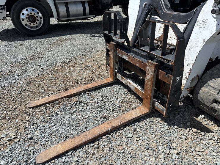 2020-bobcat-t740-image-8