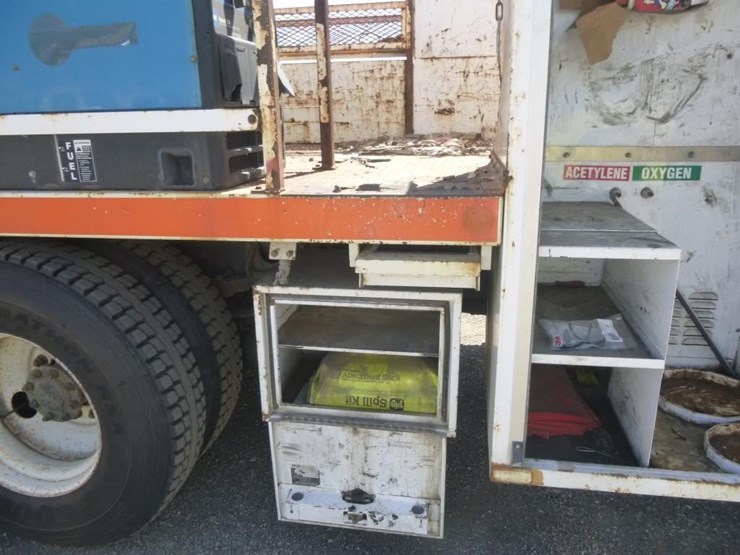 2007-international-durastar-4400-image-28