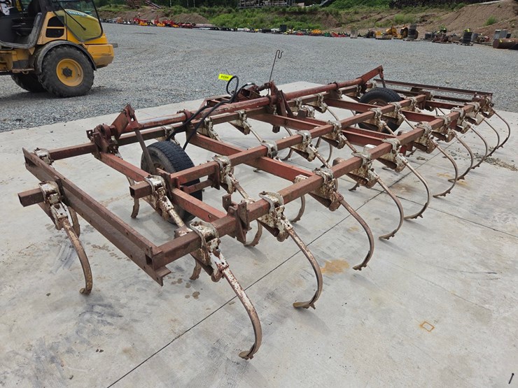 #5034-•-vibra-shank-field-cultivator-image-5