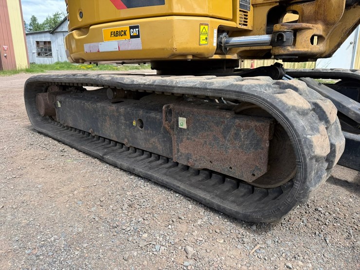 caterpillar-305.5e2-image-71