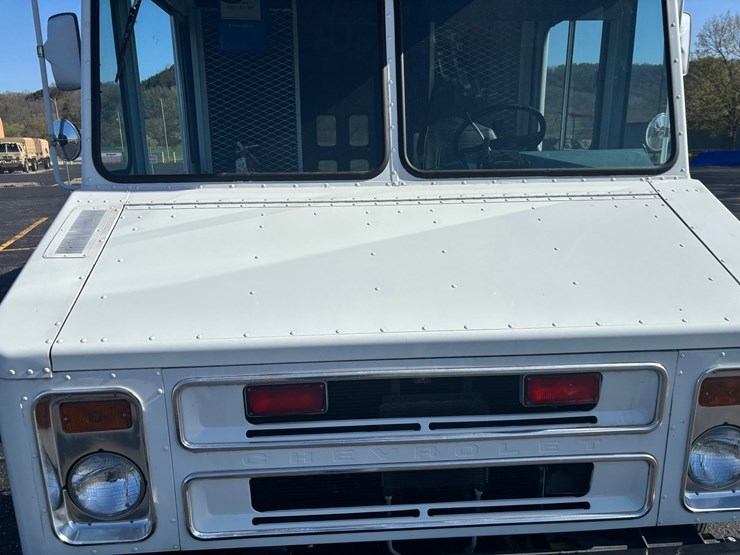 #2419-•-1987-chevrolet-emergency-response-unit-image-22