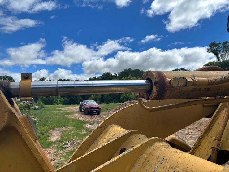 caterpillar-928g-image-73