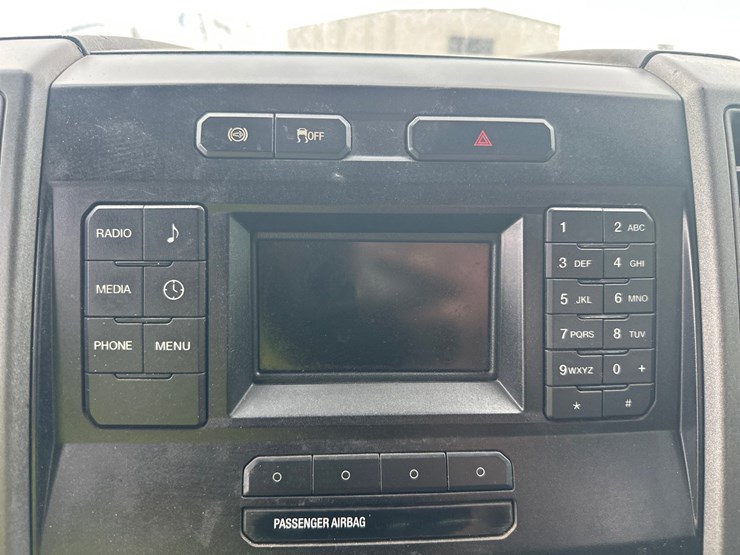 2019-ford-f550-image-36