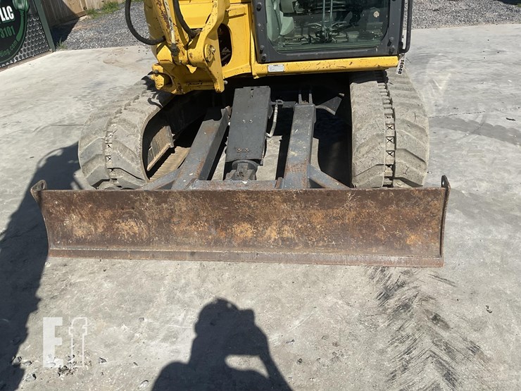 2018-kobelco-sk85cs-3e-image-13