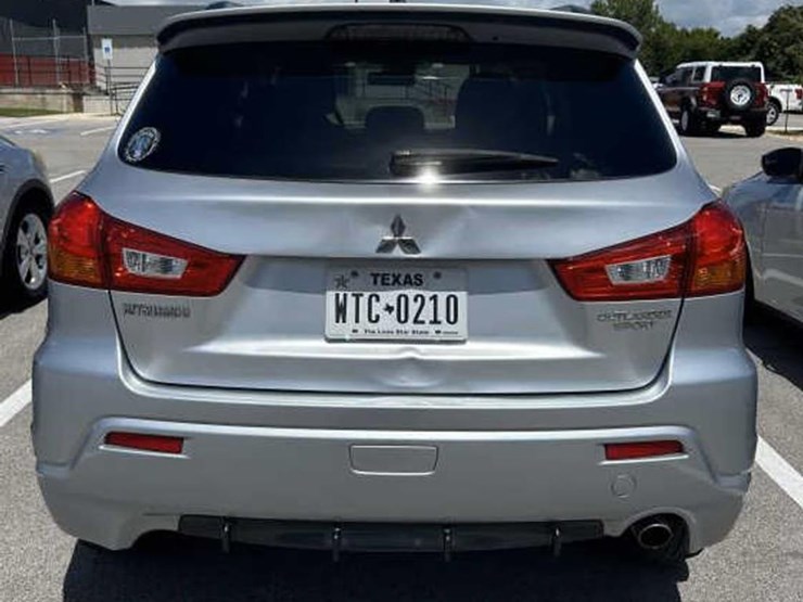2011-mitsubishi-outlander-image-6