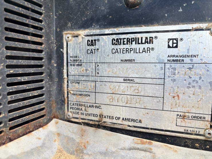 caterpillar-928g-image-58