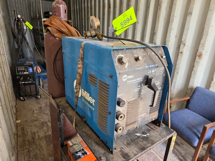 #5994-•-miller-syncrowave-180-tig-and-stick-welder-w/cart-and-tank-image-9