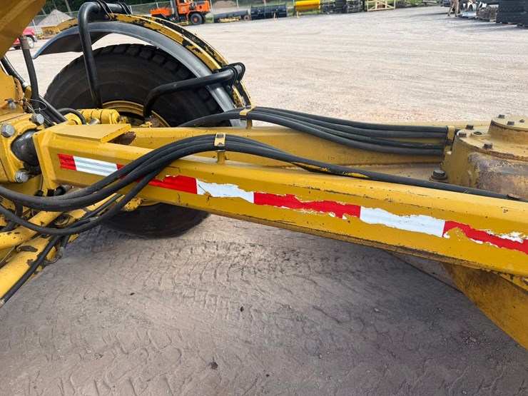 caterpillar-160m-image-14