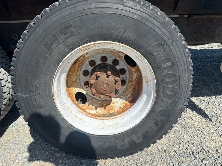 1991-ford-l9000-image-60