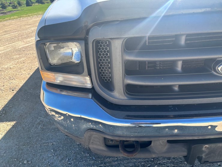 2004-ford-f450-image-17