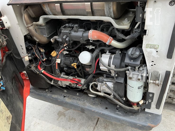 2023-bobcat-t770-image-20