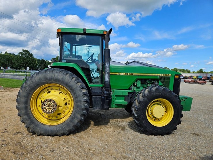 john-deere-8300-image-6