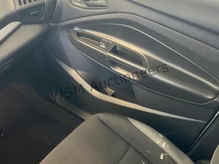 2013-ford-escape-image-20