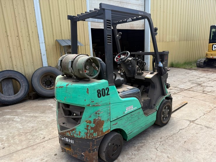 #1364-•-misubishi-fgc25n-forklift-image-5