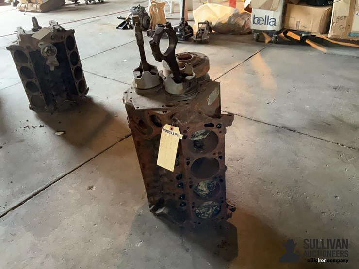 ford-351-cleveland-2-bolt-main-short-block-image-1