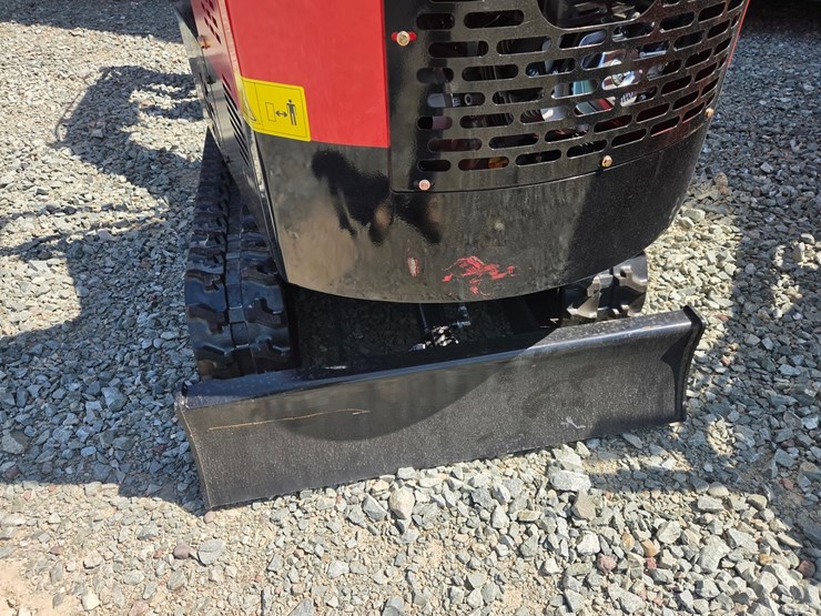 #5014-•-unused-future-ft13-mini-excavator-image-14