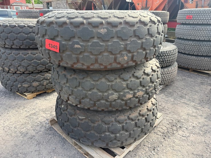 #1345-•-firestone-tires-with-rims-image-4