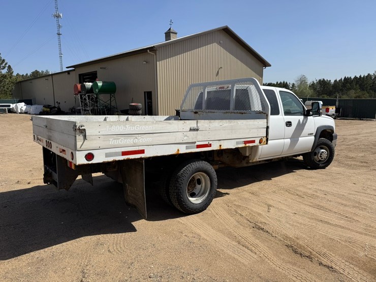 2006-chevrolet-3500hd-image-5