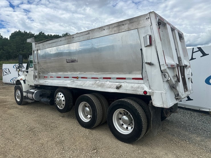 2007-international-durastar-4400-image-3