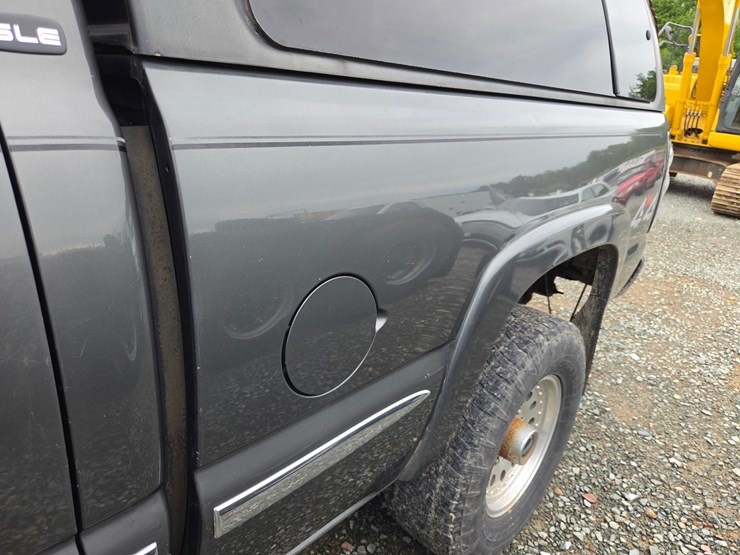 2002-gmc-1500hd-image-20