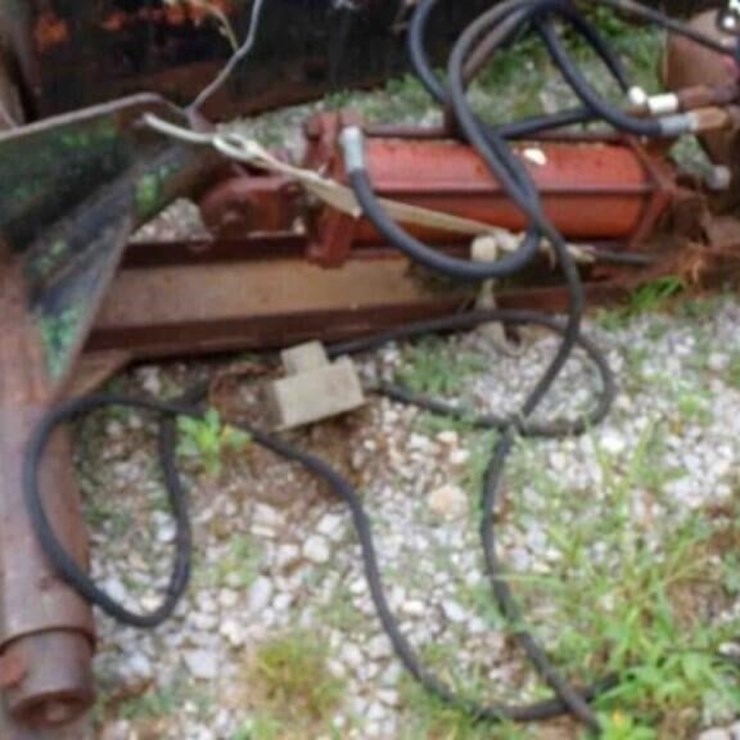 Pickup Bale Spike, Electric Over Hyd