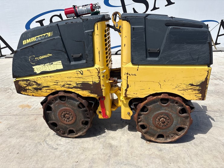 2018-bomag-bmp8500-image-2