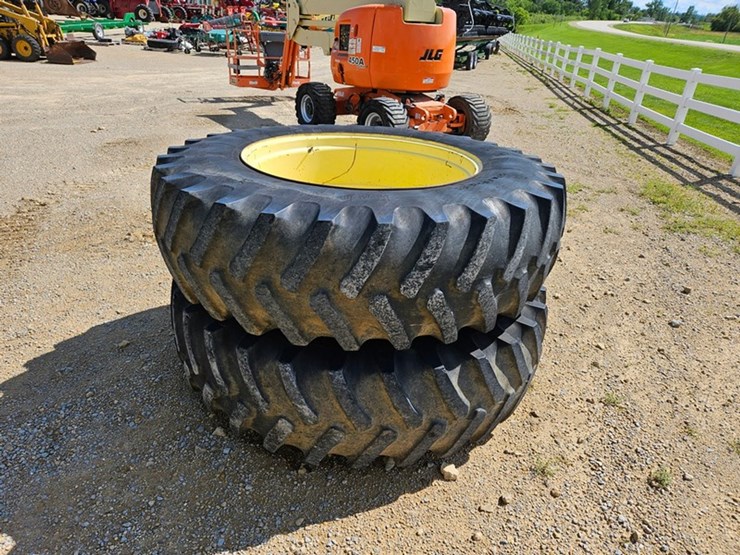 john-deere-8300-image-49