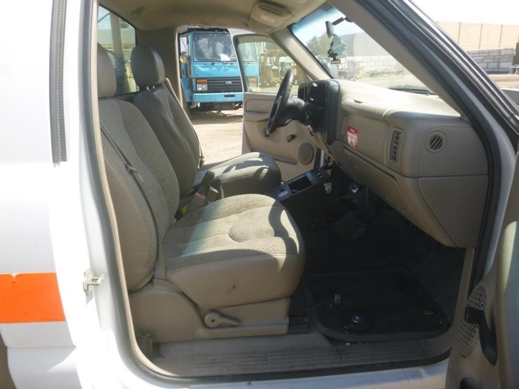 2007-chevrolet-2500-image-10