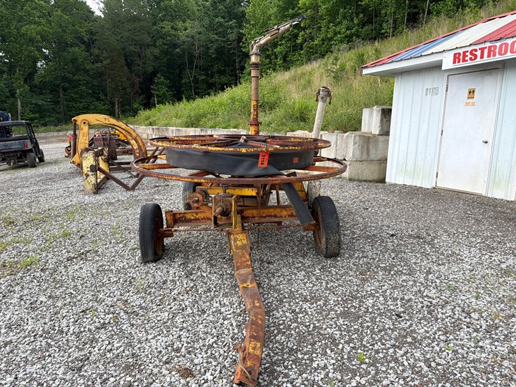 #4026-•-towable-hose-reel-w/-sprayer-image-4