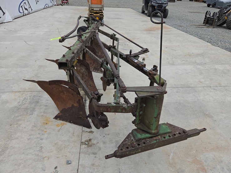 #5038-•-4-bottom-plow-image-7