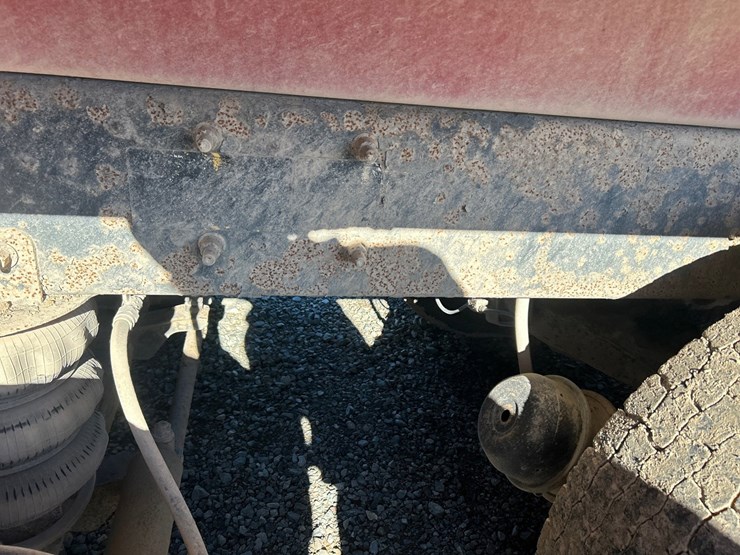 2001-mack-rd688s-image-22