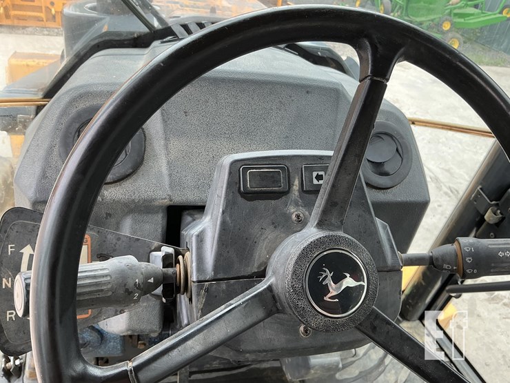 2017-deere-410l-image-13