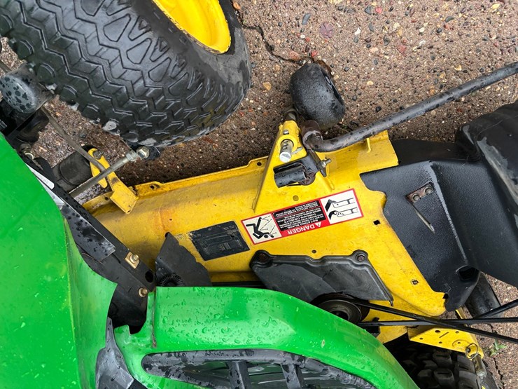 john-deere-x540-image-40