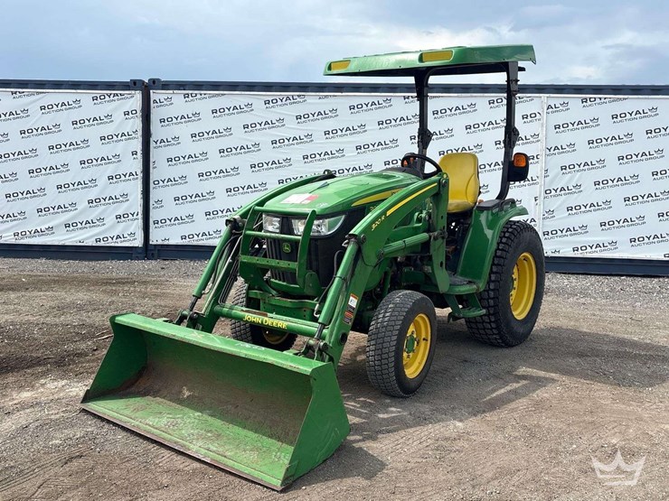 2018-john-deere-3039r-image-1