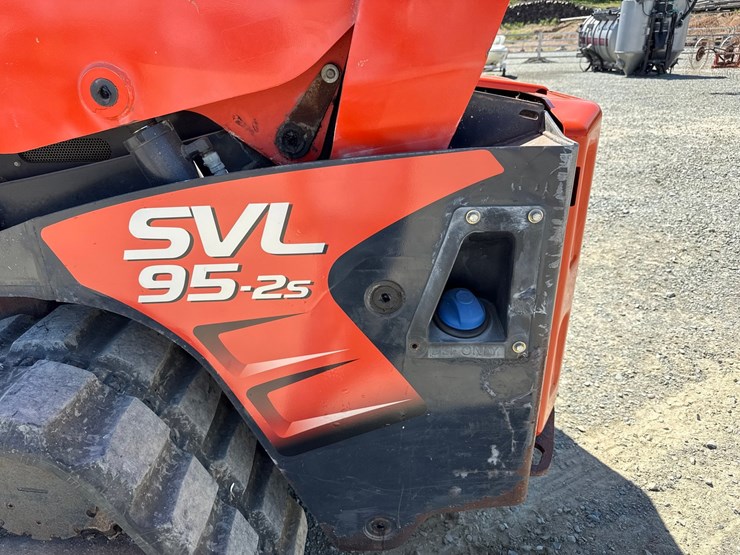 kubota-svl95-2s-image-21